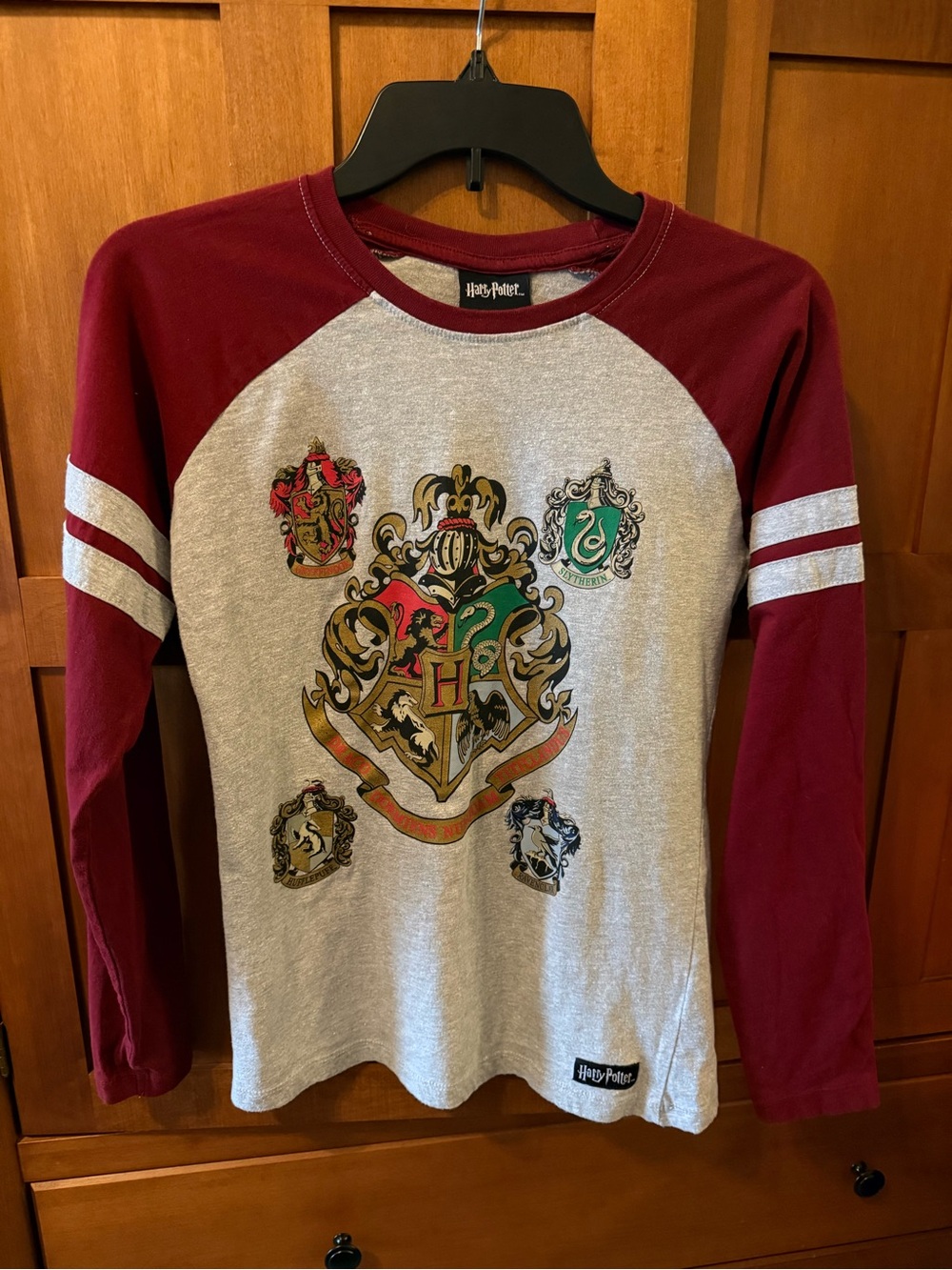 Harry Potter House Crests Raglan Long Sleeve | Tagged 11-12 (Fits Women XS/S)